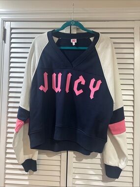 Juicy Couture Navy, White & Pink Colorblock V‑Neck Pullover